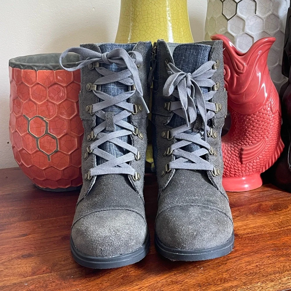 Sorel Major Carly Flat Combat Boots in Graphite and Blue - Picture 2 of 8